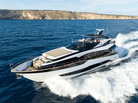 BLUE INFINITY ONE – Motor Yacht (Sunseeker 95)