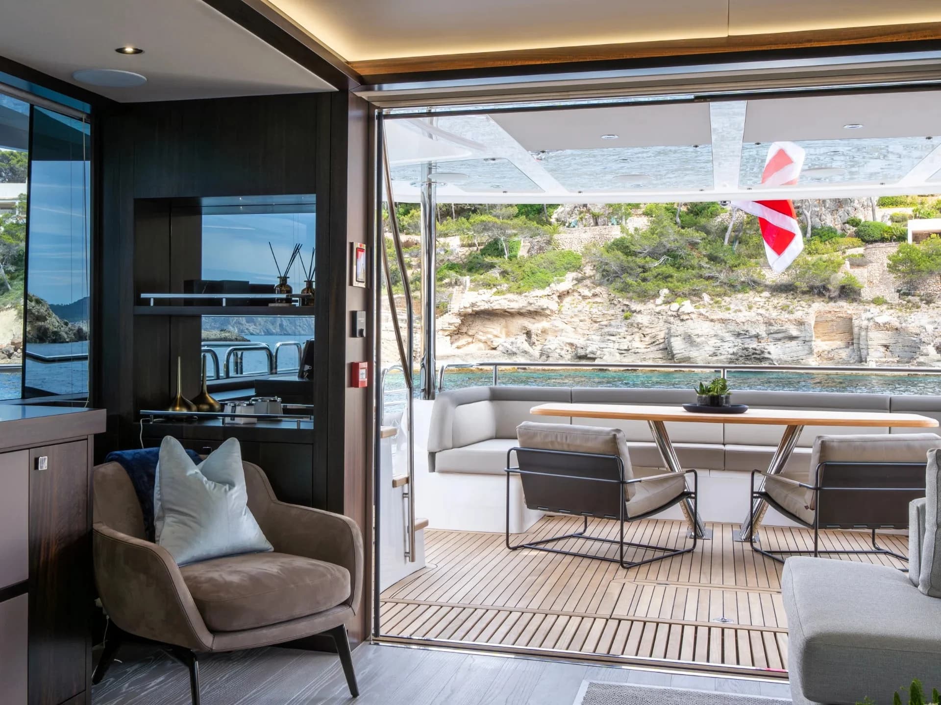 BLUE INFINITY ONE – 20