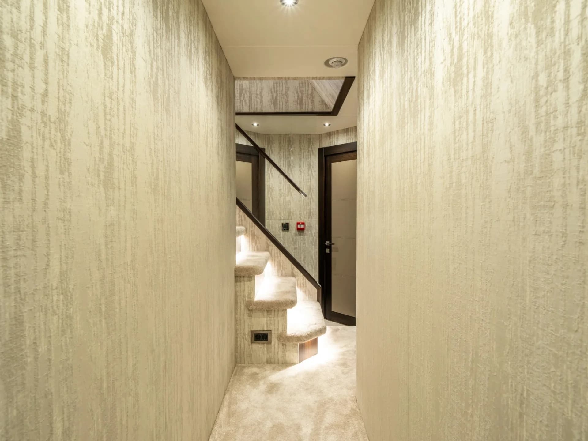 BLUE INFINITY ONE – 22