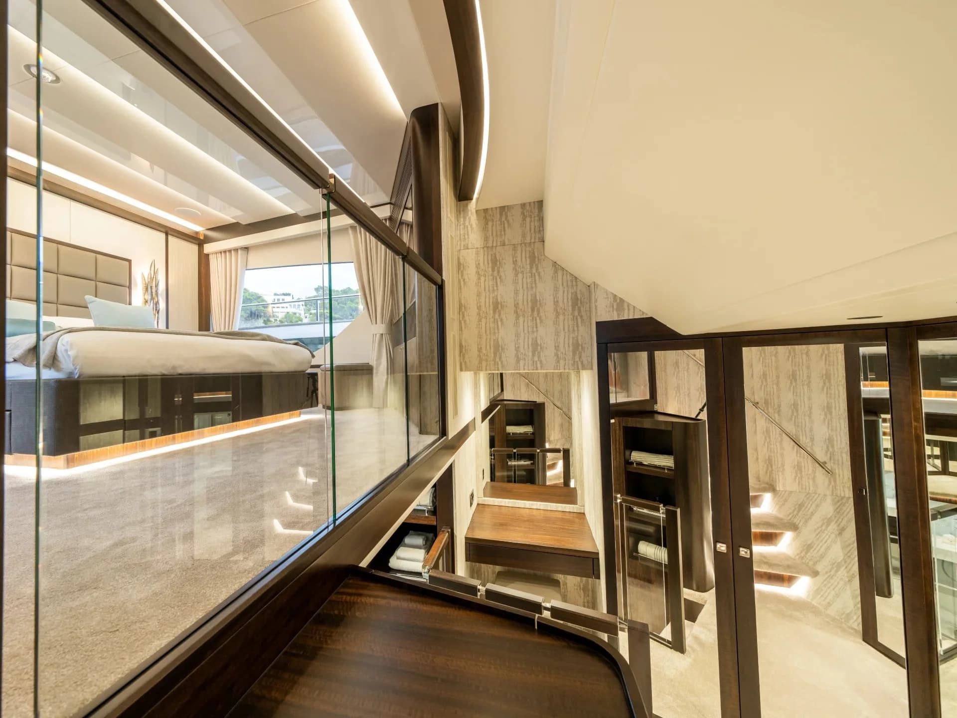 BLUE INFINITY ONE – 28