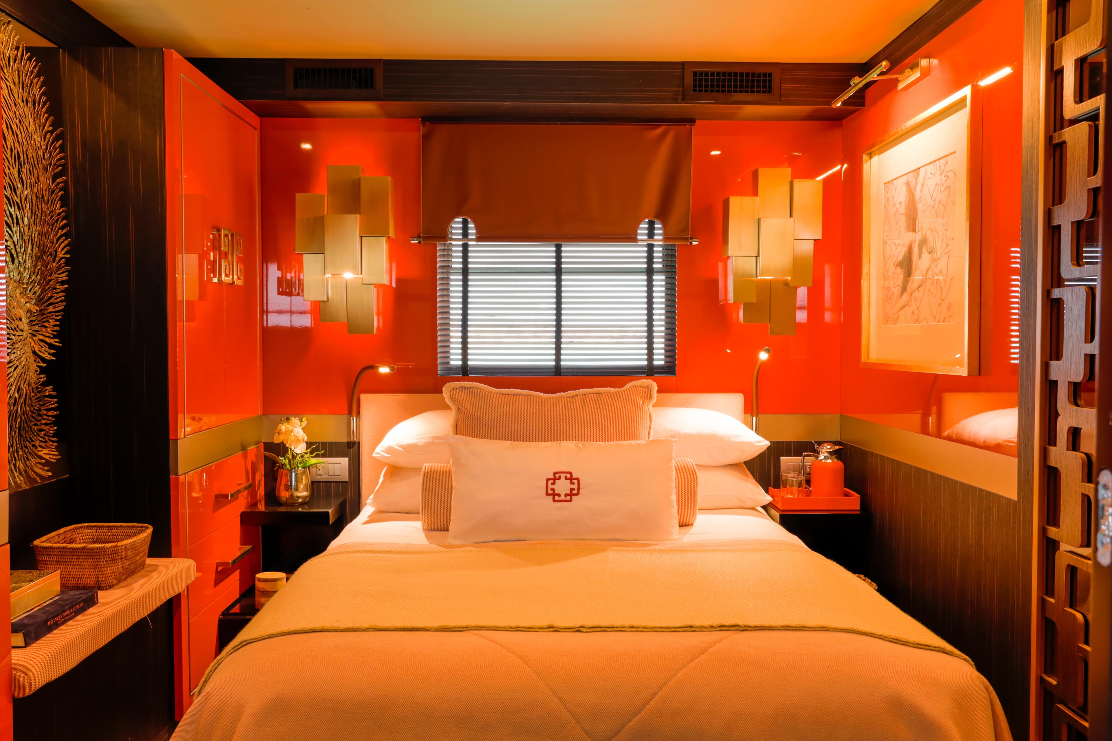 Goldfinger House of Hütter – 3